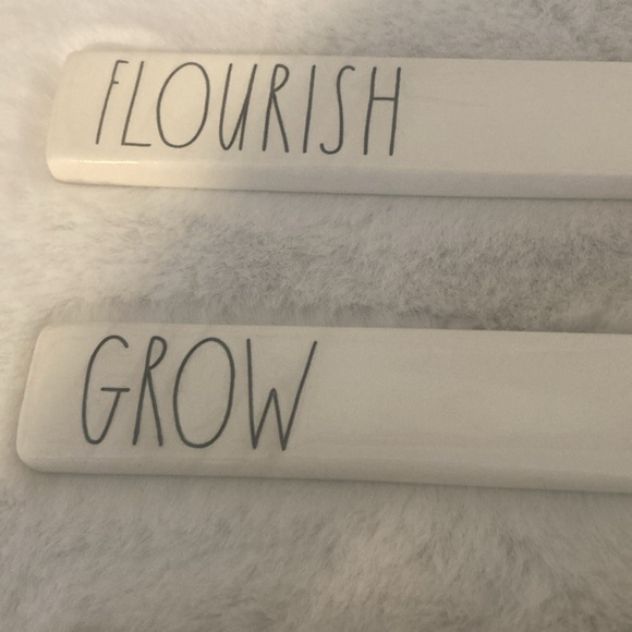 Rae Dunn 3 Garden Stakes - Picture 2 of 6